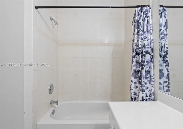 2nd image of 4914 Sailboat Dr, Dania Beach, FL 33312