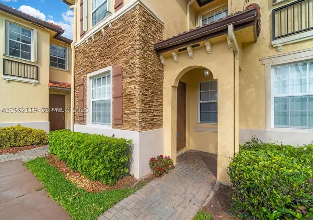 1st image of 1720 Ne 33 Av #104-5, Homestead, FL 33033 | MLS# A11992119