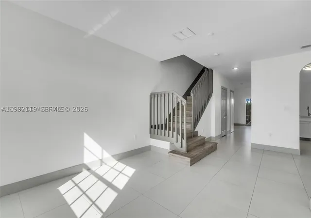 5th image of 1720 Ne 33 Av #104-5, Homestead, FL 33033 | MLS# A11992119