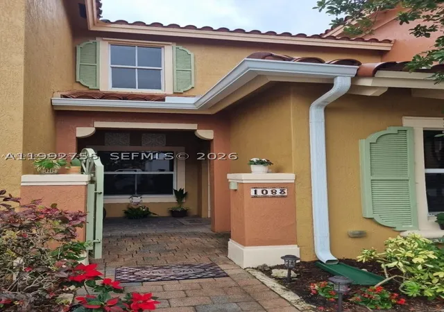 2nd image of 1083 Sw 160 Ave #1206, Pembroke Pines, FL 33027 | MLS# A11992755