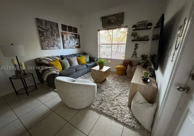 4th image of 1083 Sw 160 Ave #1206, Pembroke Pines, FL 33027 | MLS# A11992755