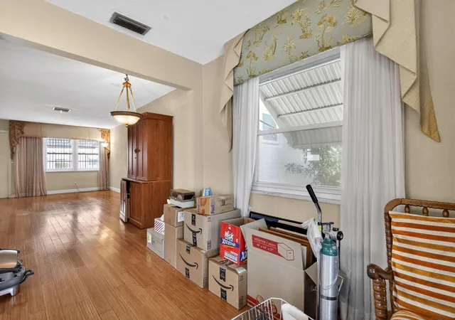 Homes for sale in Boynton Beach, FL | 1104 W Ocean Ave, Boynton Beach, FL 33426 | MLS# B26009545