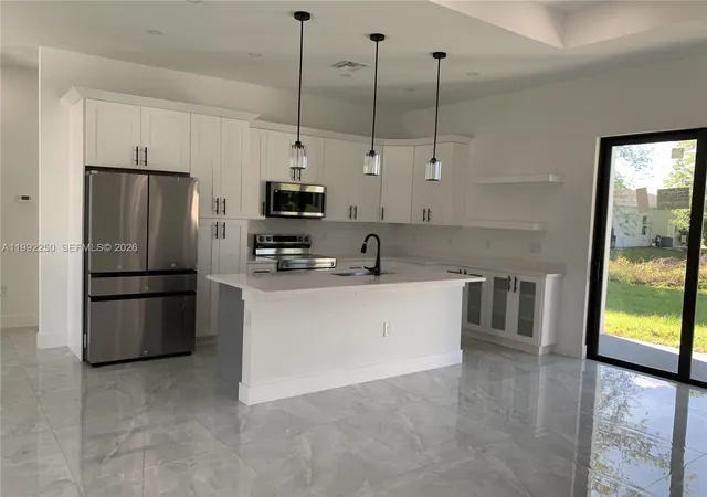 2nd image of 442 Redwing St, Lehigh Acres, FL 33974 | MLS# A11992250
