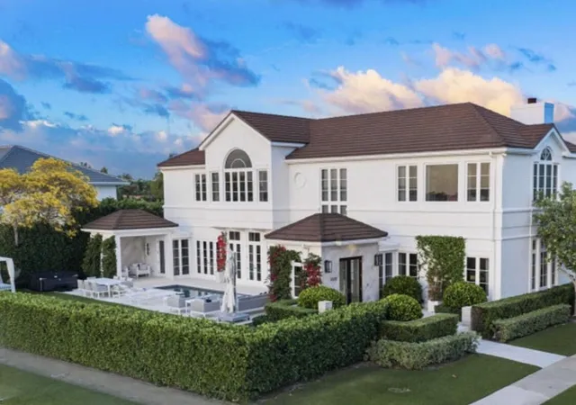 2nd image of 5501 S Flagler Dr, West Palm Beach, FL 33405 | MLS# B26009657