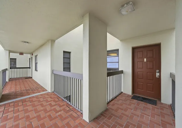 5th image of 7050 Nw 44Th St #705, Lauderhill, FL 33319 | MLS# B26009727