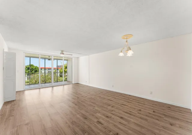 Homes for sale in Lighthouse Point, FL | 3100 Ne 48Th Ct #415, Lighthouse Point, FL 33064 | MLS# B26009754