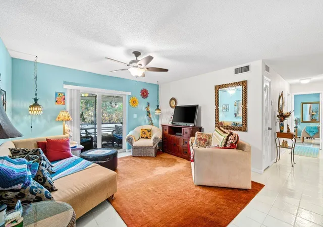 4th image of 1124 Nw 13Th St, Boca Raton, FL 33486