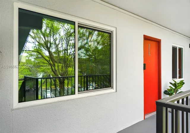1st image of 1301 Sw 134th Way #313B, Pembroke Pines, FL 33027 | MLS# A11988624