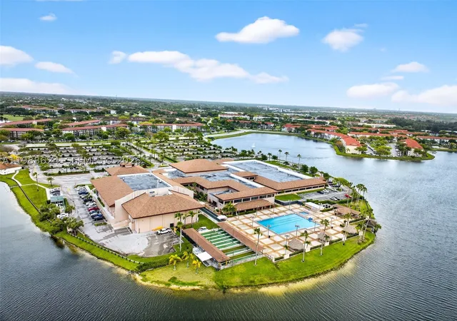 2nd image of 1301 Sw 134Th Wy, Pembroke Pines, FL 33027