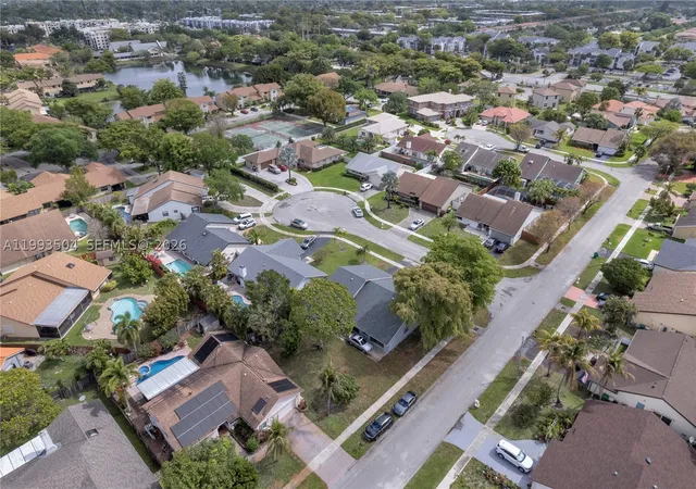 Photo 8 of Single family home for sale at 5701 Nw 54Th Way, Tamarac, FL 33319 | MLS# A11993504 | Listing updated on 2026-10-08