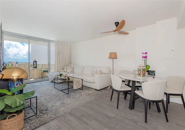 Photo 3 of Sale Pending at 1100 West Ave #1427, Miami Beach, FL 33139 | MLS# A11993931 | Listing updated on 2026-08-17