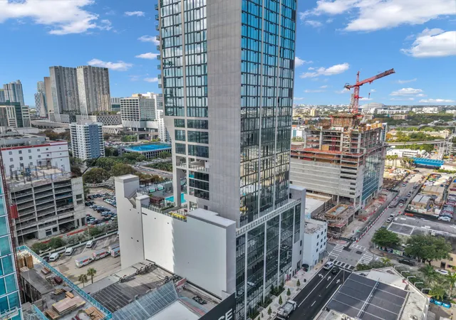 Homes for sale in Miami, FL | 20 Ne 11th St #3205, Miami, FL 33132 | MLS# B26010400