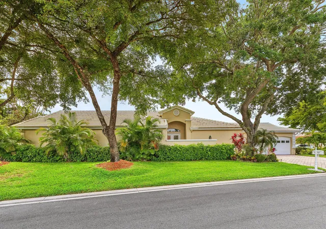 1st image of 4510 Kensington Park Wy, Lake Worth, FL 33449 | MLS# B26010418