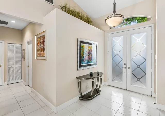3rd image of 4510 Kensington Park Wy, Lake Worth, FL 33449 | MLS# B26010418