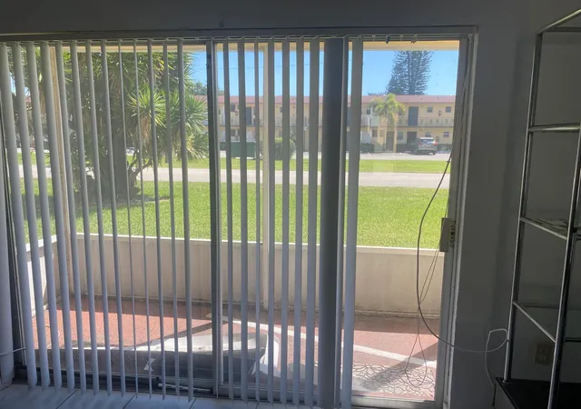 2nd image of 20200 Ne 27Th Ct, Miami, FL 33180
