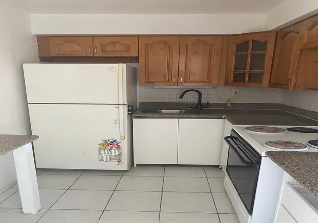 17th image of 20200 Ne 27th Ct #7j, Miami, FL 33180 | MLS# B26010485
