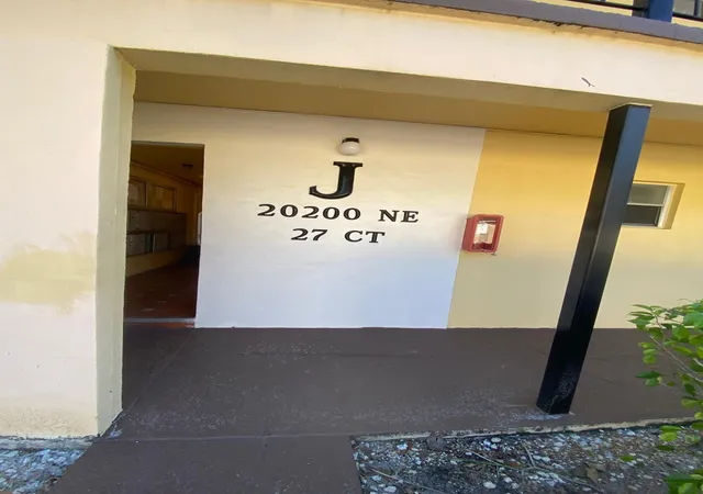 2nd image of 20200 Ne 27th Ct #7j, Miami, FL 33180 | MLS# B26010485