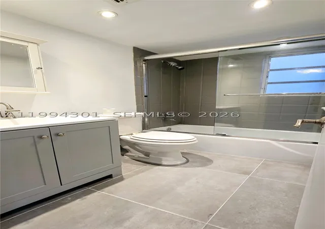 2nd image of 1811 Jefferson St, Hollywood, FL 33020