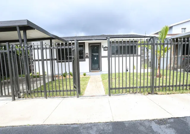 3rd image of 1781 Nw 154Th St, Opa Locka, FL 33054 | MLS# B26010515
