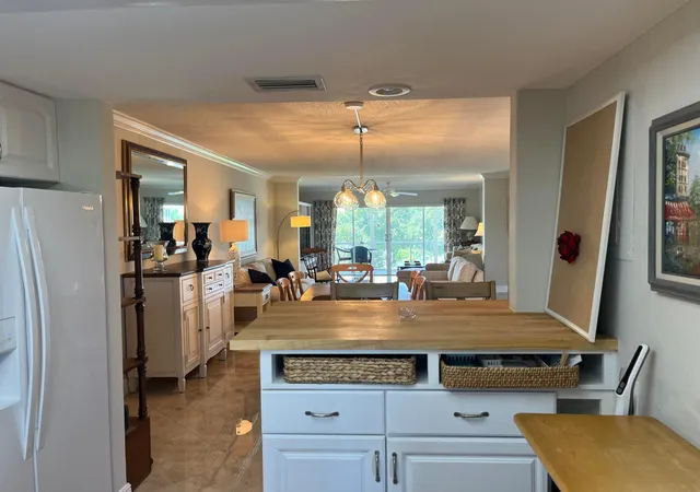 5th image of 145 Atlantis Blvd, Atlantis, FL 33462