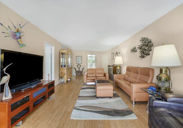 3rd image of 331 Tequesta Dr, Jupiter, FL 33469