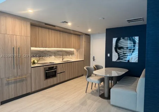 4th image of 77 Se 5Th St #2708, Miami, FL 33131 | MLS# A11987752