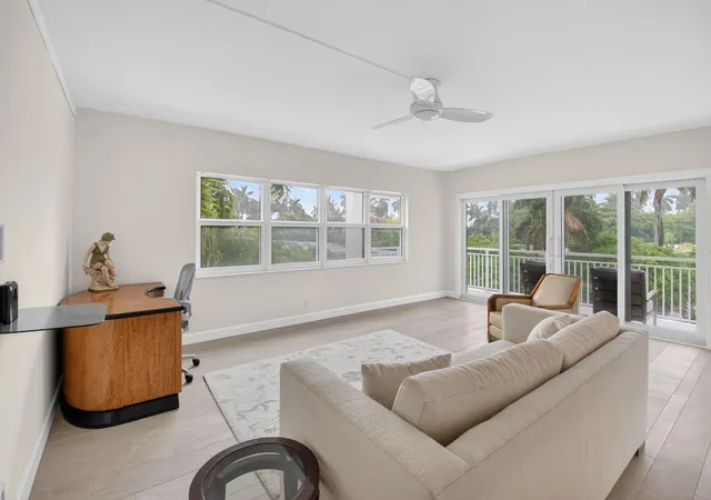 4th image of 1000 Lowry St #3e, Delray Beach, FL 33483 | MLS# B26010835