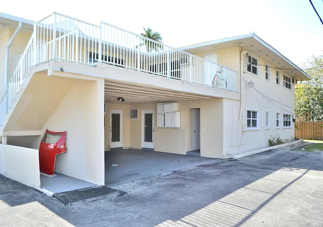 Homes for sale in Fort Lauderdale, FL | 2633 Middle River Dr #1-6, Fort Lauderdale, FL 33306 | MLS# B26010851