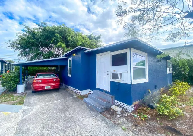 3rd image of 3804 Miller Ave, West Palm Beach, FL 33405