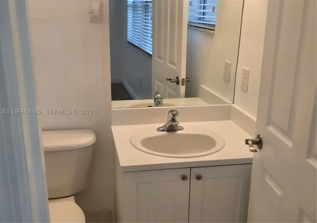 Homes for sale in Homestead, FL | 1575 33rd Ave, Homestead, FL 33033 | Houzeo
