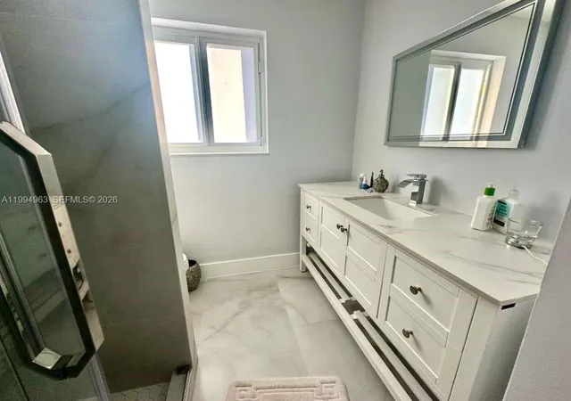 6th image of 628 Sw 6th Ave, Hallandale Beach, FL 33009 | MLS# A11994963