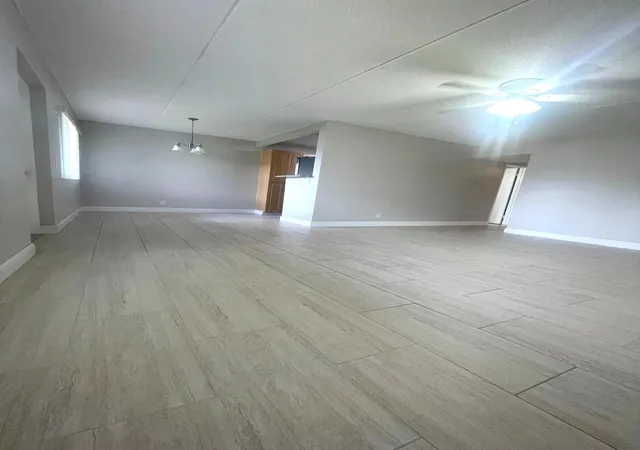 3rd image of 100 Vlg Grn Cir E, Palm Springs, FL 33461