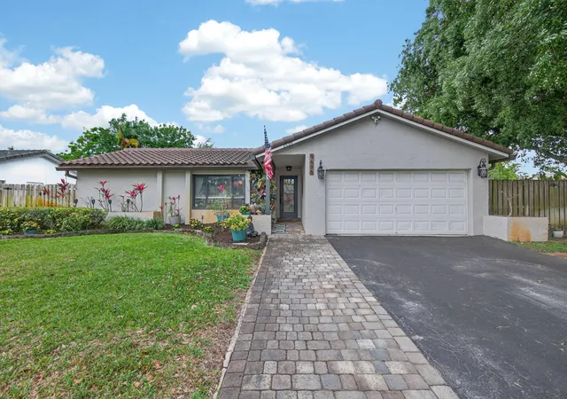 Homes for sale in Coral Springs, FL | 9696 Nw 28th Pl, Coral Springs, FL 33065 | MLS# B26011220