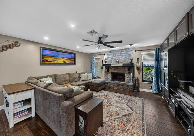 Homes for sale in Coral Springs, FL | 9696 Nw 28Th Pl, Coral Springs, FL 33065 | MLS# B26011220