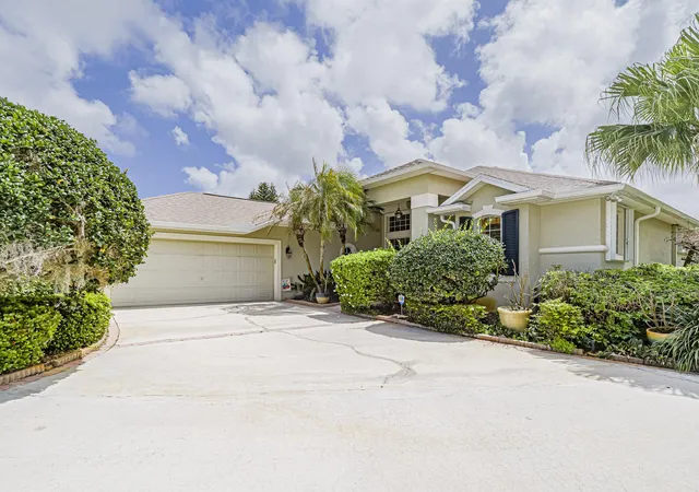 Homes for sale in Sebastian, FL | 709 Brush Foot Dr, Sebastian, FL 32958 | MLS# B26011297