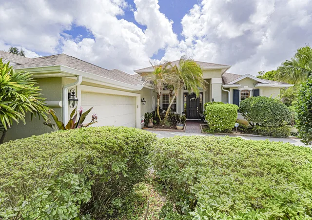 Homes for sale in Sebastian, FL | 709 Brush Foot Dr, Sebastian, FL 32958 | MLS# B26011297