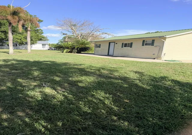 2nd image of 4046 Se 26th St, Okeechobee, FL 34974 | MLS# B26011330