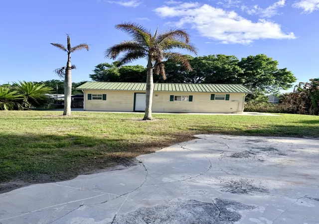 4th image of 4046 Se 26Th St, Okeechobee, FL 34974 | MLS# B26011330