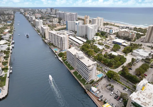 4th image of 201 N Riverside Dr, Pompano Beach, FL 33062