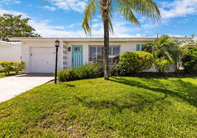 Homes for sale in Pompano Beach, FL | 110 Nw 24th Ct, Pompano Beach, FL 33064 | MLS# B26011492