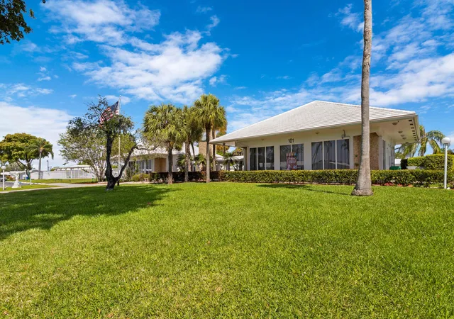 Homes for sale in Pompano Beach, FL | 110 Nw 24th Ct, Pompano Beach, FL 33064 | MLS# B26011492