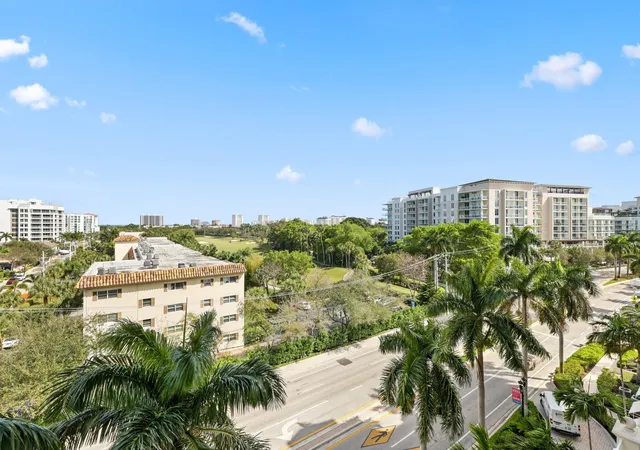 Homes for sale in Boca Raton, FL | 99 Se Mizner Blvd, Boca Raton, FL 33432