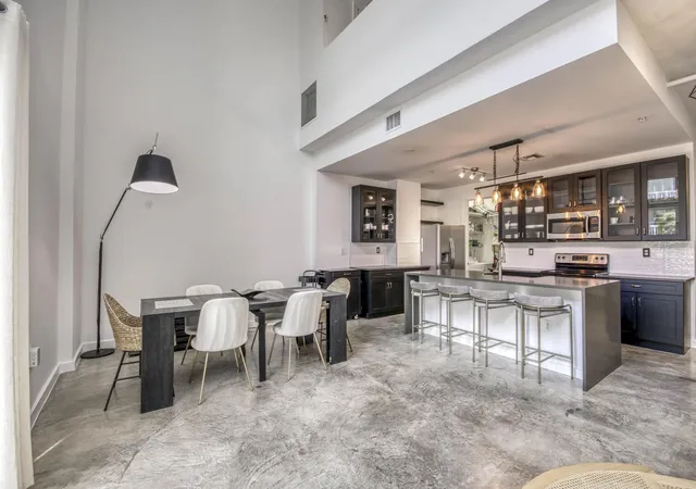 2nd image of 108 Lake Ave #202, Lake Worth Beach, FL 33460 | MLS# B26011541