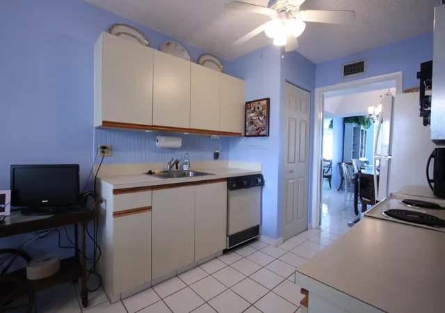 Homes for sale in Lake Worth, FL | 6768 N 10th Ave N #303, Lake Worth, FL 33467 | MLS# B26011550