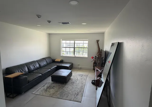 1st image of 298 Sw 6th St #2080, Boca Raton, FL 33432 | MLS# B26011555