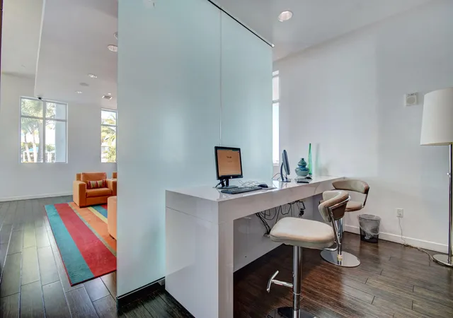 3rd image of 300 S Australian Ave, West Palm Beach, FL 33401