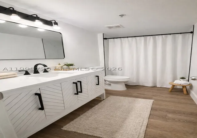 Homes for sale in Hollywood, FL | 460 S Park Rd #6-110, Hollywood, FL 33021 | MLS# A11995720