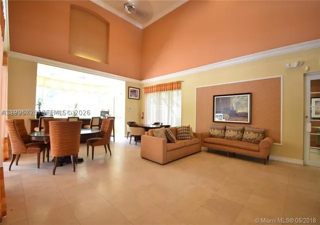 Homes for sale in Hollywood, FL | 460 Park Rd, Hollywood, FL 33021 | Houzeo