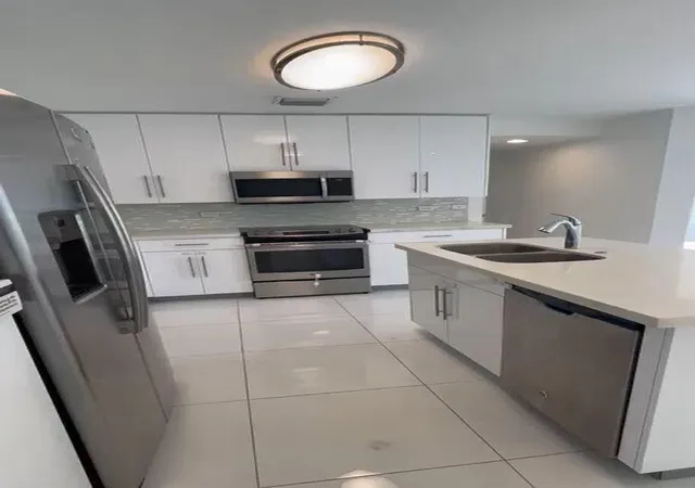 2nd image of 2651 Ne 212th Ter #107, Miami, FL 33180 | MLS# B26011737