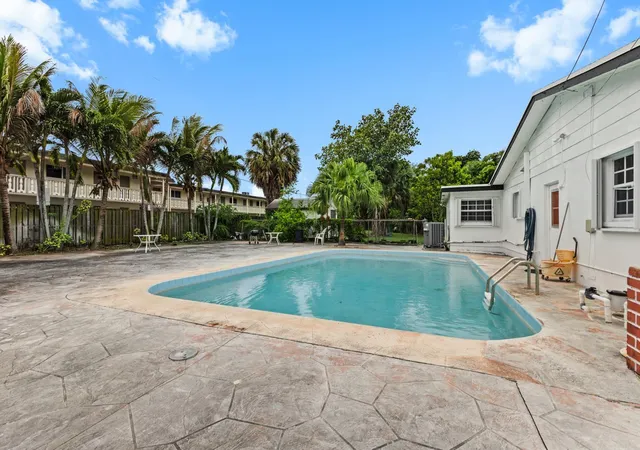 4th image of 1091 Nw 46Th Ave, Lauderhill, FL 33313 | MLS# B26011808